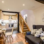 1 Bed In Nr Ulverston Oc-lcc78